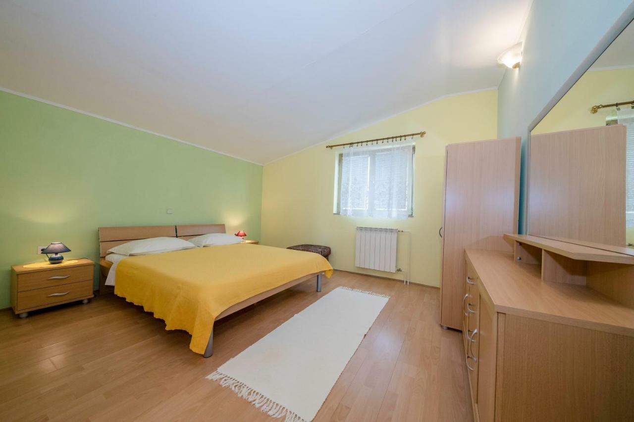 Lero Apartment Banjol Exterior photo